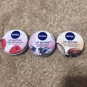 3 nivea lip butters